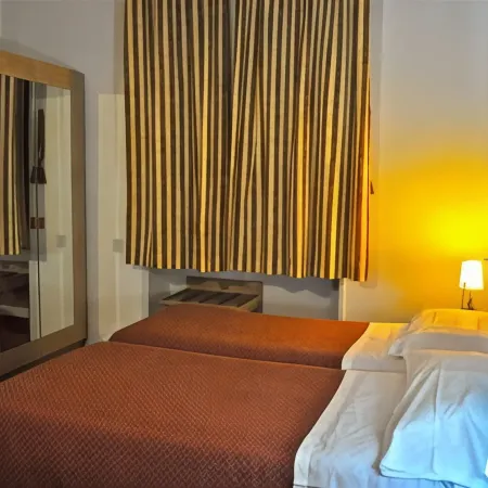 Hotel Dover