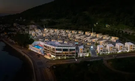 Arte Resort Spa & Pool Villa