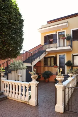 Adriana Casa Vacanze Holiday Tours in Sicily, wi fi, Parking Free, Near Sea