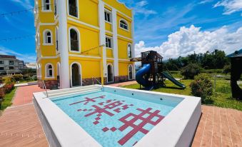 Colorful Fairytale Manor B&B