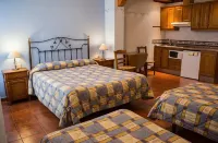 Pensión Mariola Hotels in Agres
