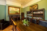 YHA Castleton Losehill Hall Hotels in Hope Valley
