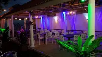BoraBora Beach Guesthouse Penang Hotels in Tanjung Bungah