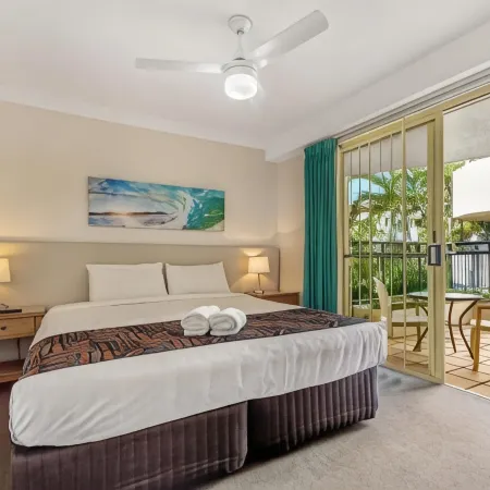 Golden Riviera Absolute Beachfront Resort
