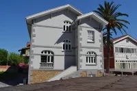 Alamar Salinas House فنادق في Aviles
