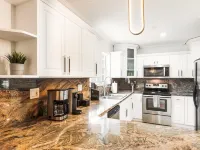 La Femme Resort /Heated Pool /Mini Golf/Pickleball /5 Bedrooms/Jacuzzi/BBQ Hotels in Westchester