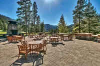 Located @ Everline Resort & Spa, Pools/Spas/Golf/Skiing/Ski-in & out/Ice Skating Hotels in Olympic Valley