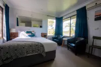 Anchor Bay Motel Hotels in Culburra Beach