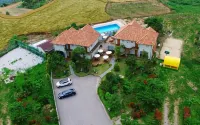Buan Ravich Dog Friendly Pension Hotels in 