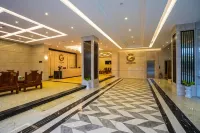 Golden Quang Tri Hotel - parking