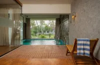 Malabar Ocean Front Resort and Spa, Bekal - Beach