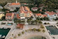 Hotel Spongiola فنادق في 