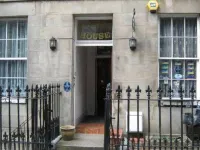 Sakura Edinburgh Guest House