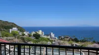 Itoen Hotel Atagawa - Bergblick