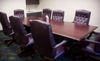 Candlewood Suites Youngstown West - Austintown