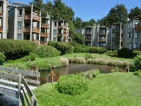 Little Creek Cove Beach Resort Hotels in Newport