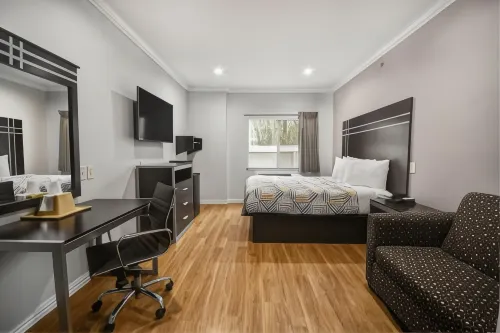 Motel 6 Humble, TX - Houston International Airport - Pet friendly