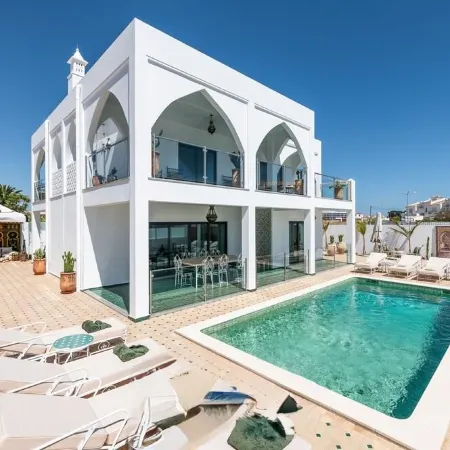 Riad Matias Galé - Luxury, private pool, AC, free wifi, 5min from the beach