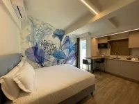 VI Suites - balcony
