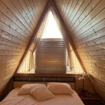 Rai V Shalashe V Svetlom فنادق في 