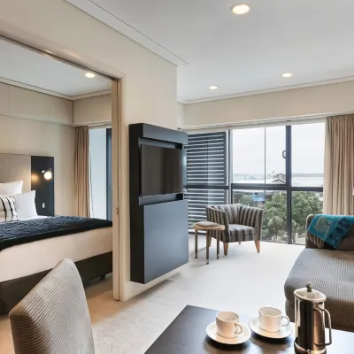 The Sebel Auckland Viaduct Harbour Hotel dekat Pelabuhan Viaduct