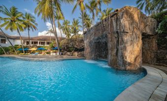 PrideInn Flamingo Beach Resort & Spa Mombasa