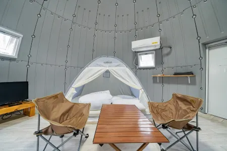 Cheolwon Forest Glamping Отели в г. Чхорвон