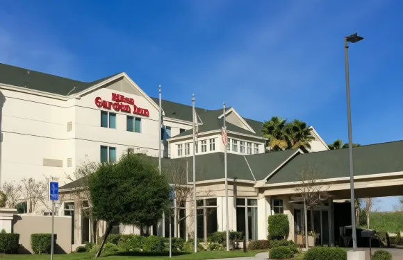 吉爾羅伊希爾頓花園酒店