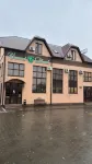 Uyutnyij Dvorik Mini-Hotel Отели в г. 