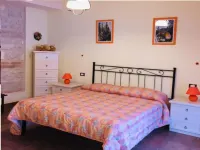 Serene Abruzzo Retreat with Mountain Views