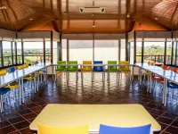 HI Almada - Pousada de Juventude Hotels in Almada