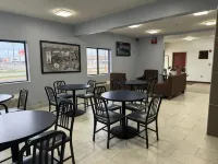 Super 8 by Wyndham Mason City