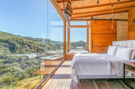 Amazing Cabin with Mountain View VST021