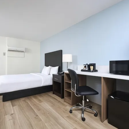 Canad Inns Destination Centre Windsor Park