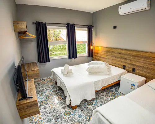 Santa Cecília Pousada فنادق في کواروخا