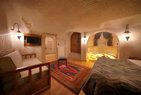 Fairyland Cave Hotel