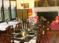 Whistler's Inn - breakfast