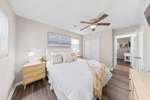 Forest Estates Lodge - Spacious + Available NOW!