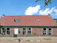 Vacation home near the beach and the cities of Amsterdam and Haarlem. Hotels in Beverwijk