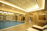Venice Hotel Complex - Swimmingpools
