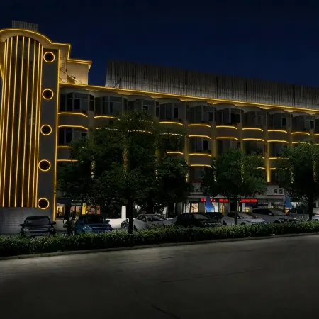 Fengyang United Fashion Theme Hotel