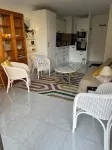 Acapoulco two-room seafront promenade Garden level