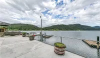 Olympic NP Lakefront House-Hot Tub+Dogs Welcome! - 4 estrellas