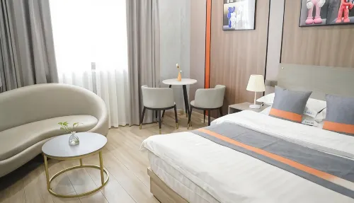 Orange Business Hotel