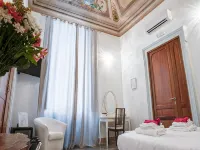 Lh Royal Suites Terrace Hotels in Pantheon