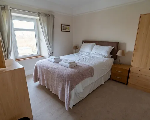 3 bedroom home by the beach Hotels in The Havens