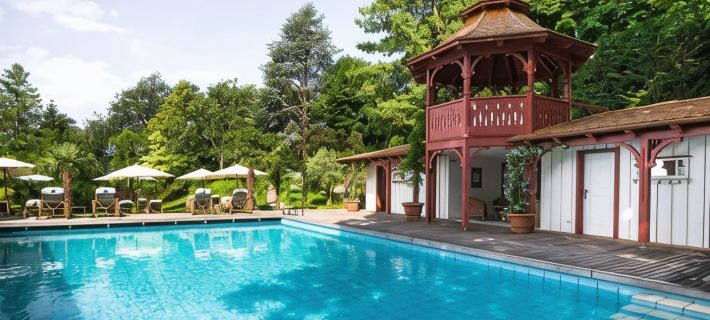 Relais & Chateaux Hotel Castel Fragsburg Hotele w: Merano