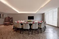 Holiday Villa Resort & Suites Zilin Mountain - breakfast