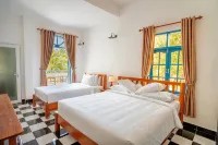 Vida Loca Sunset Beach Resort - Pools