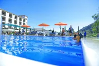 Haile Resort Adama - Pools